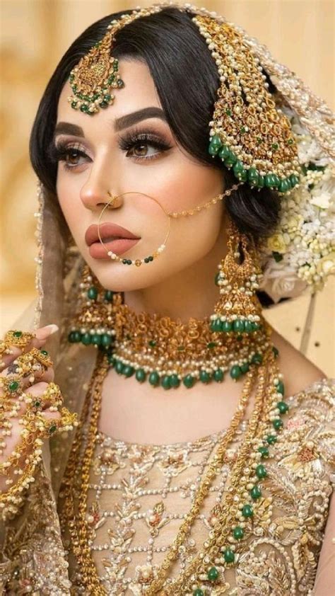 Pin By Akss On Pins By You Desi Bridal Makeup Pakistani Bridal