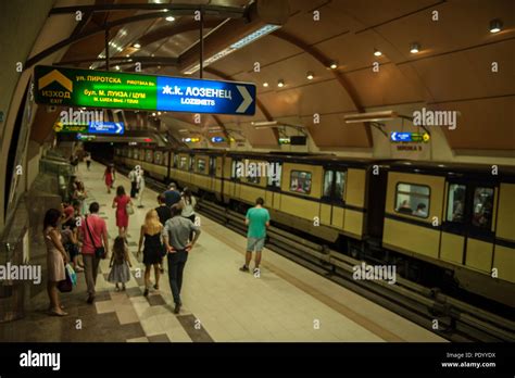 Sofia Metro Hi Res Stock Photography And Images Alamy