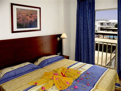 Floresta Apartments - Puerto Del Carmen Hotels | Jet2Holidays