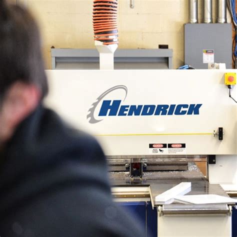 Hendrick Manufacturing Performance Panel Saws And Cnc Routers