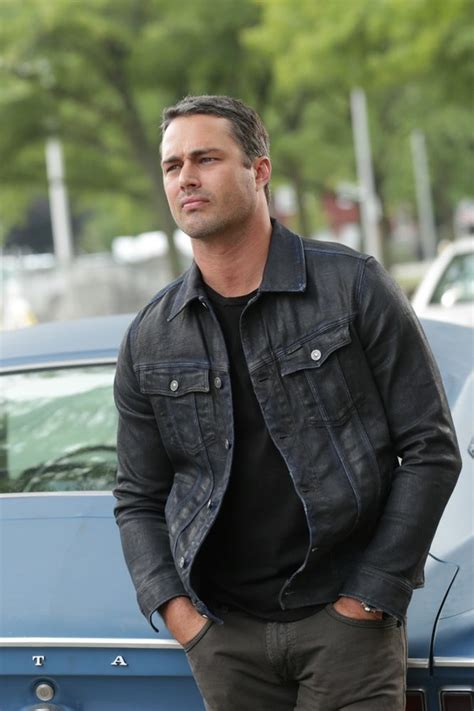 Chicago Fire Taylor Kinney Gives The Scoop On Season 3 Exclusive Interview Assignment X