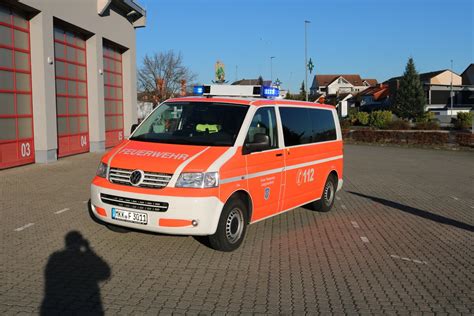 Deutschland Einsatzleitfahrzeuge Fotos Fahrzeugbilder De