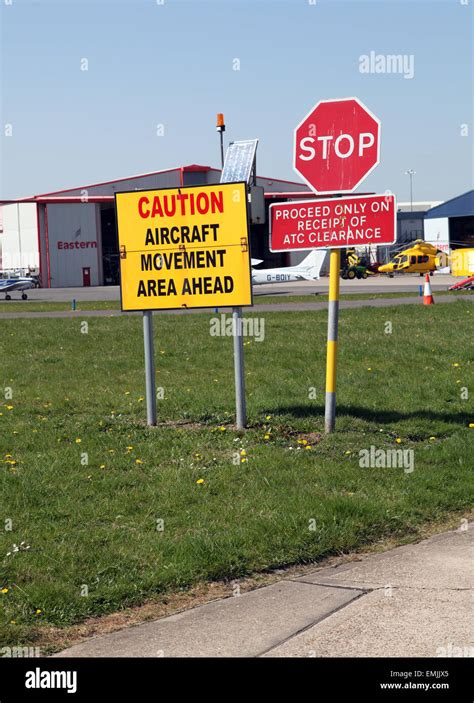 Airport warning signs hi-res stock photography and images - Alamy