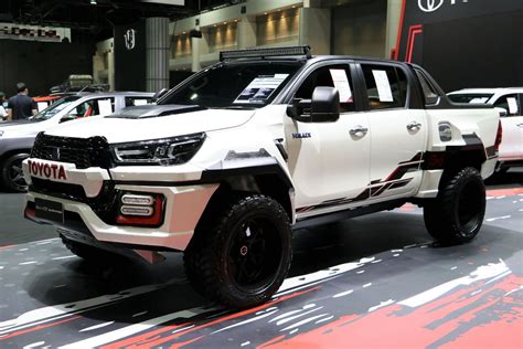 Toyota Went Wild With Modified Hilux Pickups In Bangkok Carscoops