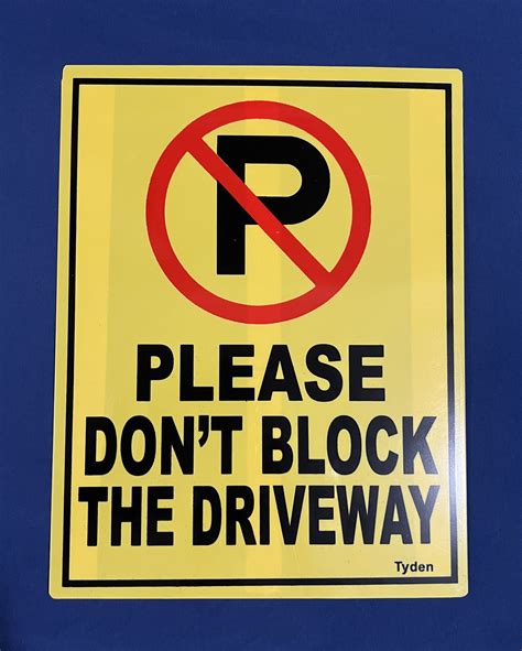 A Mart High Impact Plastic Signage 8 5 X 11 Inches Please Don T Block