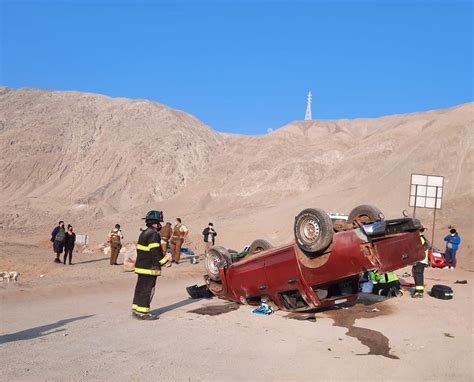 Carabineros Confirma Muerte De Conductor De Camioneta Volcada En Playa