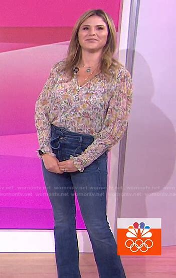 Wornontv Jennas Floral Blouse And Tie Waist Jeans On Today Jenna