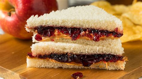 The First Peanut Butter And Jelly Sandwich Featured An Unusual Flavor