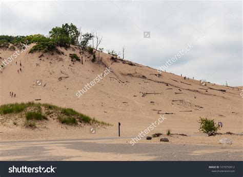 Warren Dunes State Park