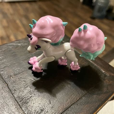 Pokemon Toys Pokemon Battle Figure Galarian Ponyta Articulated