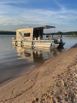 Boat Rentals | Lake James Boat Rentals