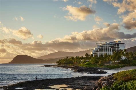 Top Hotels in Oahu: 7 Beautiful Picks for a 2024 Vacation