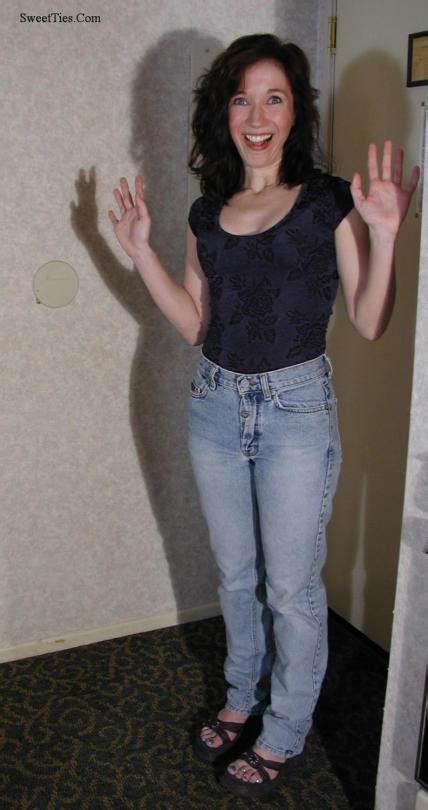 Angel Brunette Tumbex