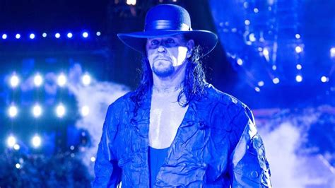 WWE SmackDown Results: News, Notes As WWE Says Undertaker Wrestled His ...