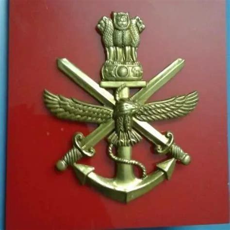 Goleden Brass Cap Badge At 350 Piece In New Delhi ID 22861668691