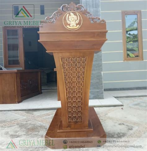 Mimbar Podium Kejaksaan Ukir Jati Furniture Jati Jepara