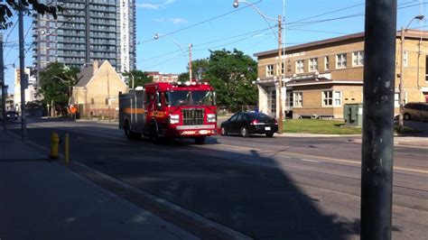 Toronto Fire Pumper Responding Youtube