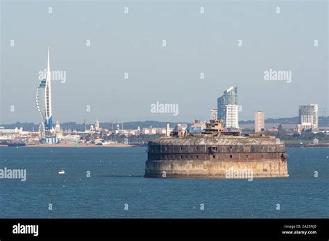 Horse Sand Fort An Abandoned Sea Fort In The Solent Portsmouth