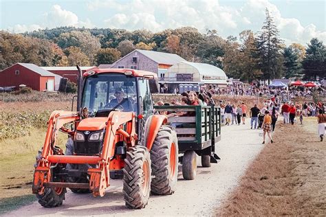 15 Hayrides Near Boston To Experience This Fall