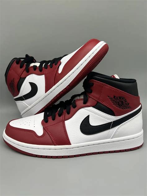 Nike Air Jordan 1 Chicago