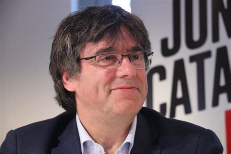 Recogida De Firmas Para Que El Supremo Anule El Veto De La Jec A Puigdemont