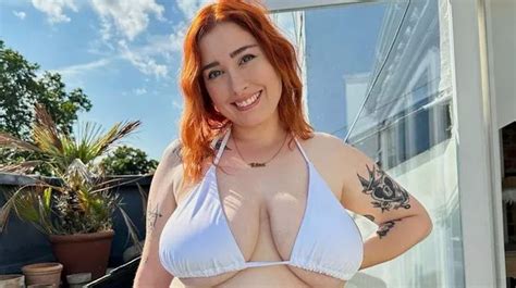 Size 18 woman details self-confidence journey saying she feels 'empowered and sexy' - World News ...