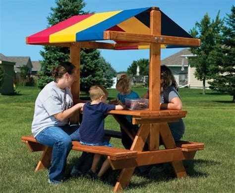 Picnic Table w/ Canopy - Playground King