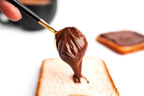 Premium Photo Toast With Cocoa Paste Isolated On A White Background