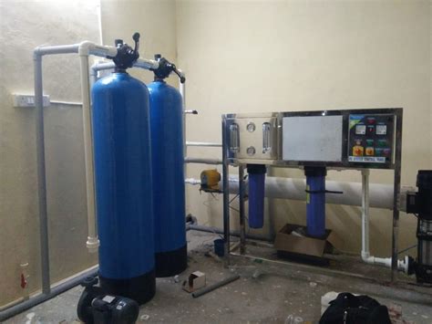 Reverse Osmosis Distillery 2000 LPH Semi Automatic RO Water Treatment