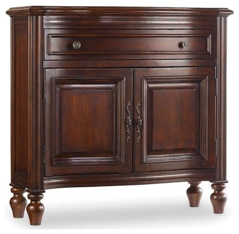 Hooker Furniture Hall Chest Traditional Accent Chests And Cabinets