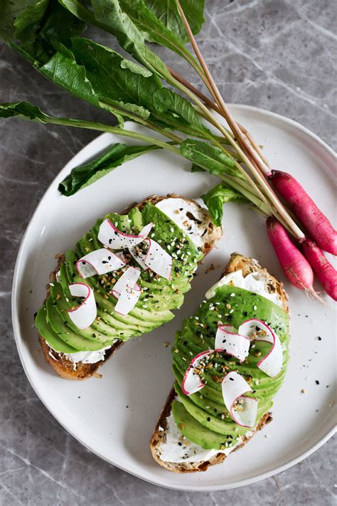 Loaded Everything Bagel Seasoning Avocado Toast Cooking With Cocktail Rings