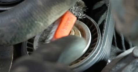 How to change serpentine belt on CITROËN C4 Coupe replacement guide