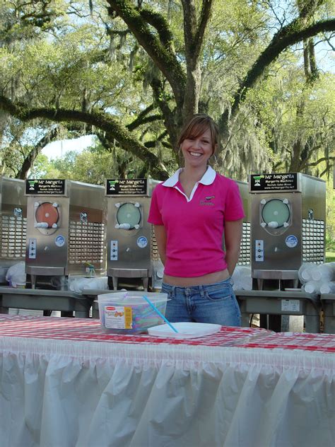 rent margarita machine 1