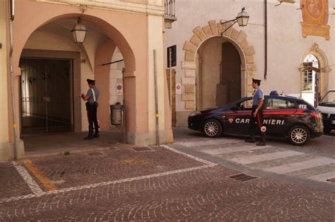 Cavallermaggiore Tentano Di Rapinare Un Supermercato Due Arresti