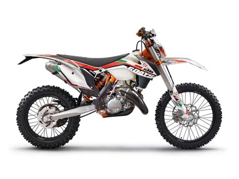 2014 KTM 300 EXC SIX DAYS Review - Top Speed