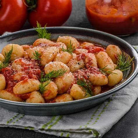 Recette Gnocchi Farcis La Mozzarella Et Jambon Cru Sauce Tomate