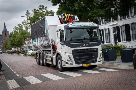 Glas Inzamelen Met Een Nieuwe Volvo Fm Tridem Ttm Nl