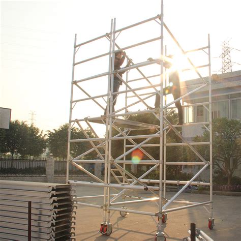 Dragonstage Portable Aluminum Ladder Mobile Scaffold Tower With