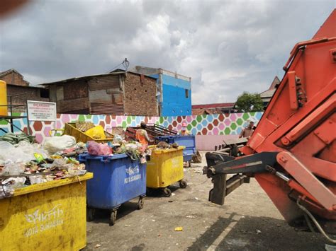 Kondisi Eksisting Sampah Di Surabaya Ditinjau Dari Tempat Penampungan