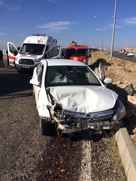 Midyat ta Trafik Kazası 4 Yaralı Son Dakika