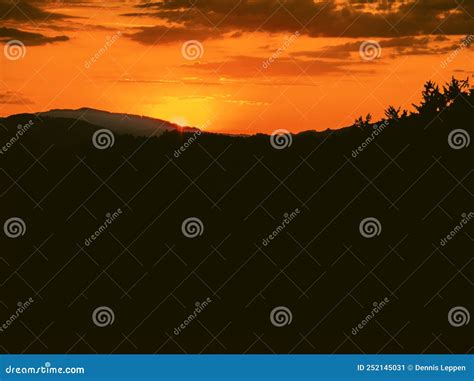 Silhouette Mountain Sunset Picture Stock Image Image Of Evening Dusk