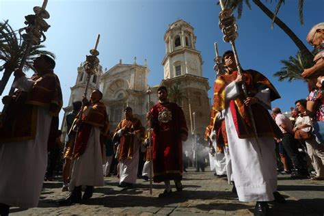 C Diz Celebra Su Corpus Christi