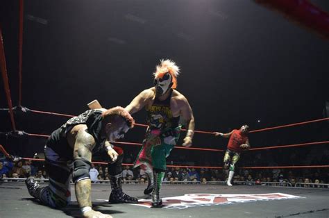 Pagano Vs Psycho Clown Vs Dr Wagner Jr Wrestling Clown Sports