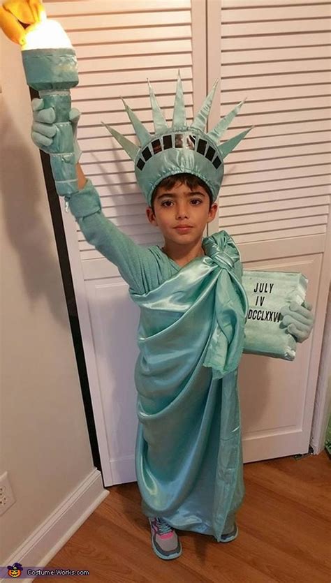 Statue of Liberty Halloween Costume | DIY Costumes Under $25