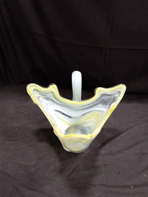 Buy The Vintage Hand Blown Glass Swan Bowl Goodwillfinds