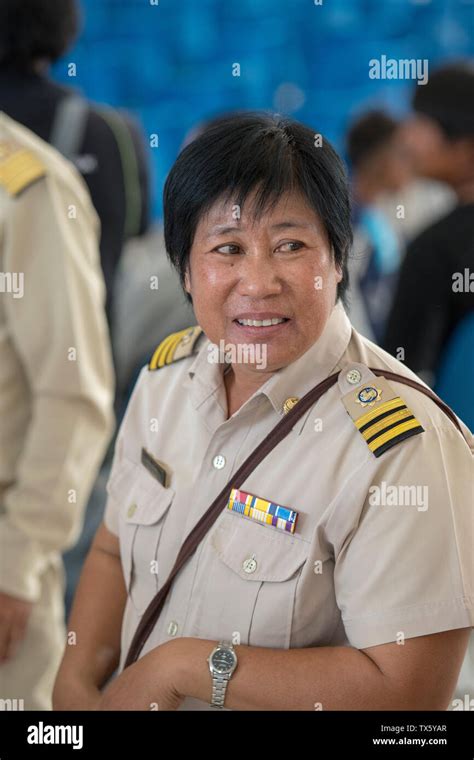 Thai Police Woman Hi Res Stock Photography And Images Alamy