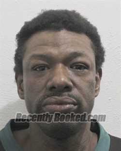 Recent Booking Mugshot For ALTON LAQUINN MURPHY In McClain County