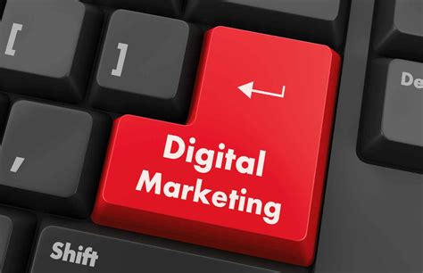 Como posso usar o marketing digital para melhorar a satisfação do cliente