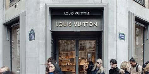 Louis Vuitton Owner LVMH Misses Revenue Expectations WSJ