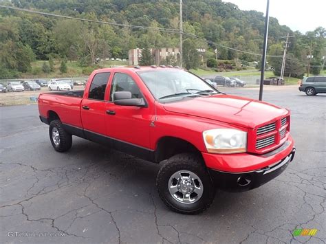 2006 Flame Red Dodge Ram 3500 SLT Quad Cab 4x4 142931506 Photo 7